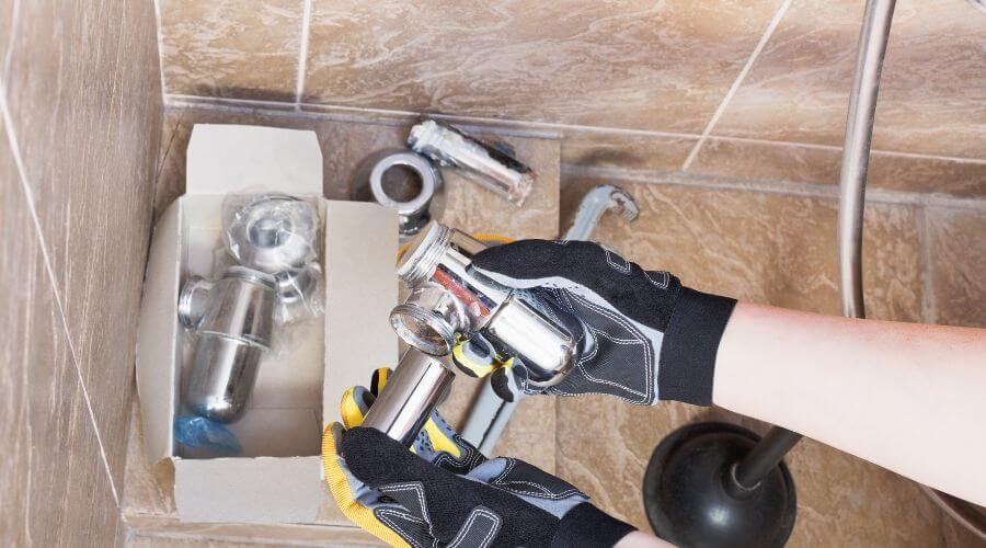 Expert Emergency Roof Repairs services in Briscoe, TX